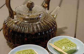 Bulan Handmade Mung Bean Cake