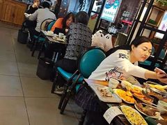 大堂-丛林狼非遗酱骨·现炒餐厅(人民路店)