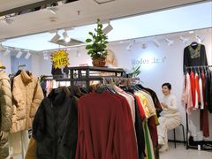 -广州壹马服装广场