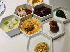 秦淮八艳美味小吃-民国红公馆·秦淮八艳(夫子庙店)