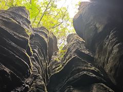 -梭布垭石林景区