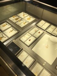 -周大福CHOW TAI FOOK(荟聚购物中心西红门店)