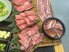 -臻牛烤肉