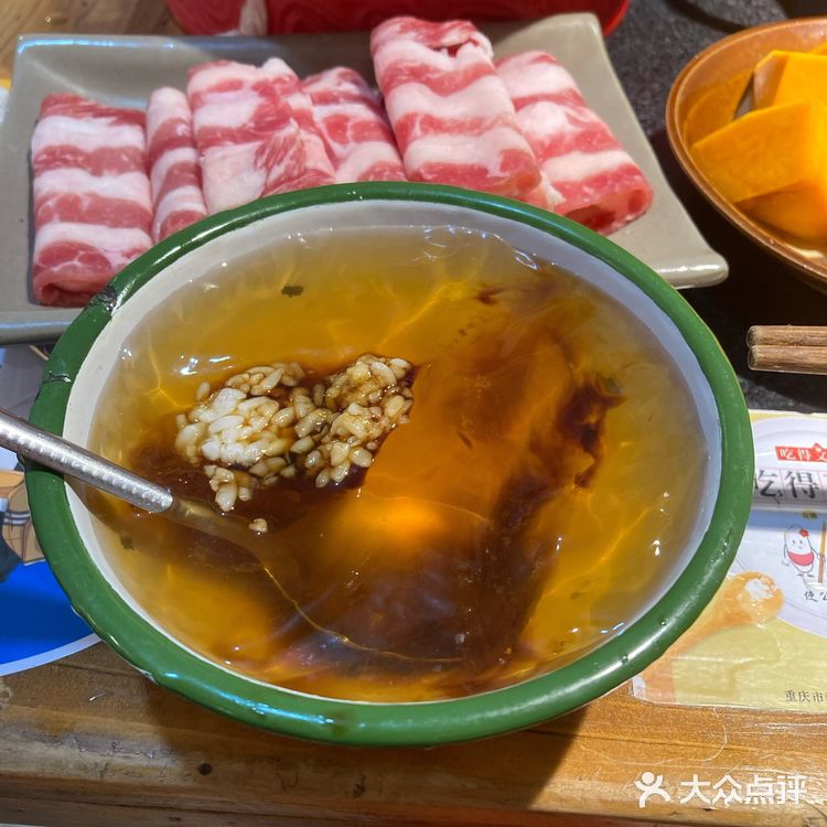 藏在居民楼里的传统火锅店，天棒老火锅