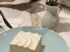 晓&nbsp;·&nbsp;玄米柚子慕斯甜品-théATRE 茶聚场(王府中環店)
