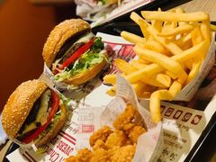 -The Habit Burger Grill 哈比特汉堡(复兴soho店)
