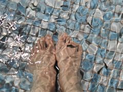 -涨巢·潮玩水疗局