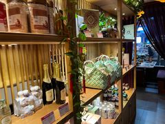 -一叶一世界·素食餐厅(锦华万达店)