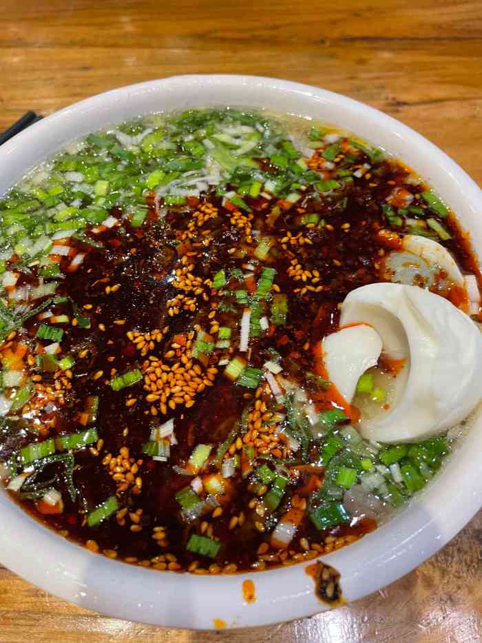 思泊湖牛肉面(聚金雅园店)-"【乖乖小食光🍰】这家思泊湖牛肉面位于