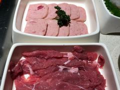-海底捞火锅鲜切牛肉主题店(长寿路店)