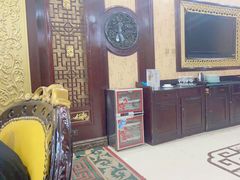 -皇宫大酒店