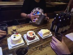 -Helens海伦司(昆明路店)