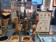 -VENCHI 闻绮(北京国贸商城店)