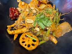 -醉人椒麻辣香锅(上地华联店)