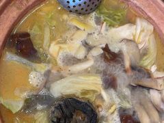 -阿婆情腊排骨火锅(金虹路店)