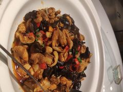 -饭橘汉江码头·乡野土菜馆(静安路店)