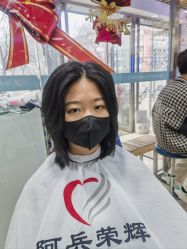 -阿兵荣辉美容理发有限公司