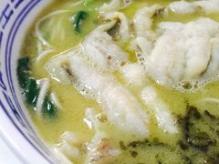 -明呈黄鱼面馆(斜土路店)