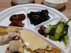 -金小悦饭堂(中禾店)