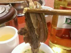 -老石黑山羊毛驴肉火锅(金凯广场店)