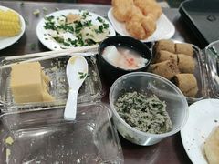 -聚德华天护国寺小吃(甜水园店)