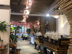 大堂-阿鹏故事野生菌火锅(双廊古镇店)