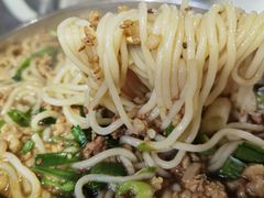 -正宗杨记普洱酸醋米线(总店)