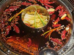 -城墙拐拐火锅(三峡广场黑金冠店)