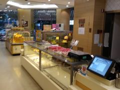 自助取餐区-长发西饼(临顿路店)