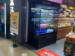 -来伊份(前进西路万象汇店)