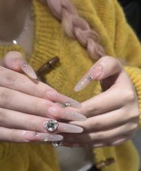 -初瞳专营美睫美甲