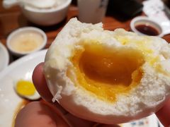 蛋黄流沙包-南拳十三姨·潮汕砂锅粥(世纪金源店)