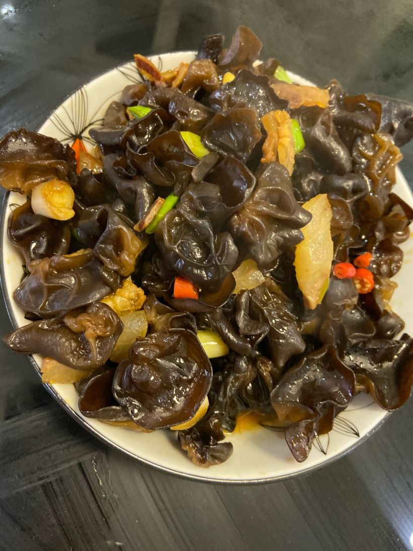 家里吃木耳比较少 今天做一次