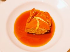 琥珀酒熟醉大闸蟹-新荣记(建国门外大街店)