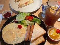 -必胜客(机场路店)