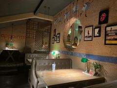卡座-70后饭吧(府河街店)