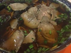 -老新隆牛肉锅贴(新街口店)