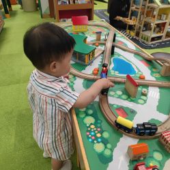 -莫莉幻想儿童乐园(武汉经开永旺店)