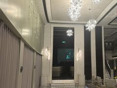 -浅深(世茂滨江精品店)