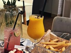 -小涵家蛋糕·咖啡(金山湖花园店)