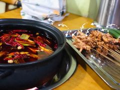 -灌县老妈砂锅串串香(万科红生活广场店)
