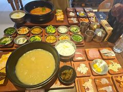 -银米·云南传统过桥米线(双廊黑金冠店)
