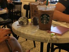 大堂-星巴克臻选(广州沙面店)