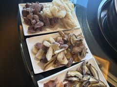 -野菌皇海景野生菌火锅(滨海大道店)