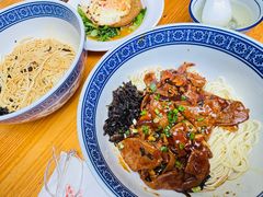 -沪西老弄堂面馆(定西路店)