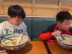 -鑫花溪牛肉米粉(广电传媒店)