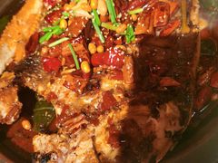 -鸣记脆皮烤鱼·海鲜烤鱼(三八广场店)