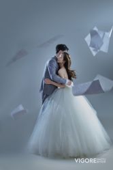 -雪中彩影婚纱摄影·微光艺术中心