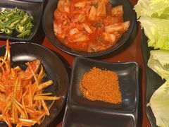 -肉甲韩国木炭烤肉(新壹街1店)