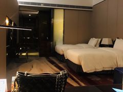 -广州天河希尔顿酒店